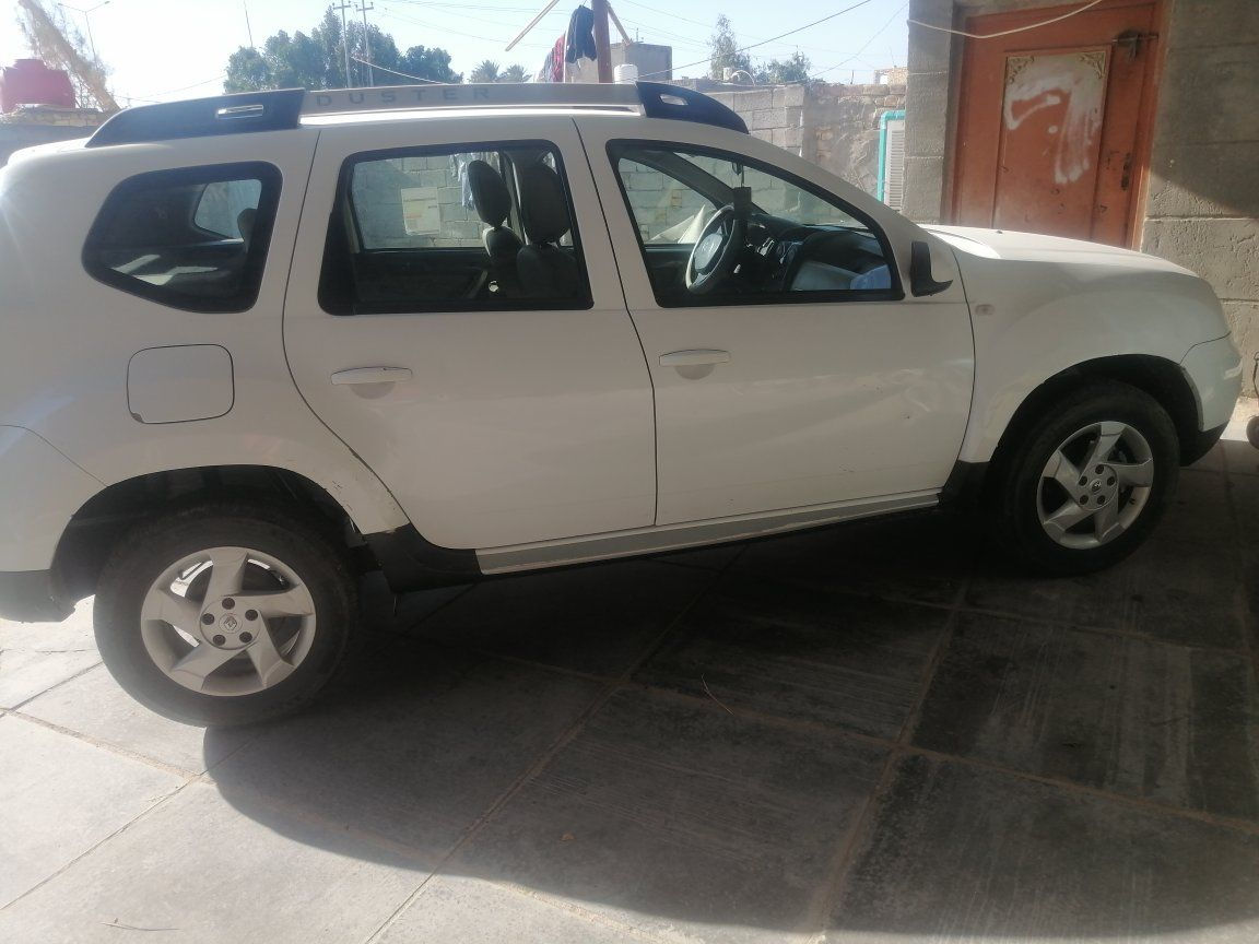 السلام عليكم ورحمة الله وبركاته عدي وحده احبها حيل وتحبني وهسه احتازيت افلوس وكتلها بعد مااكدر اكمل وياج وهسه اني محتار اعيفها لو ابقيها مايوم ضلمتني او سببت لي مشاكل اتروح وياي وين ماجان مايوم وكفتني بطريق او خانتني عكس باقي الاحبهن اسمها رينو داستر ١٨ بعدها شباب مرتبه قلبها ابيض الجنسيه مالتها انكليزي سعرها ١٠٥وبيها مجال مكينه ٢٠٠٠ المرغوب بيها بعض الملاحظات وهذا رقمي *********** الثاني ***********
