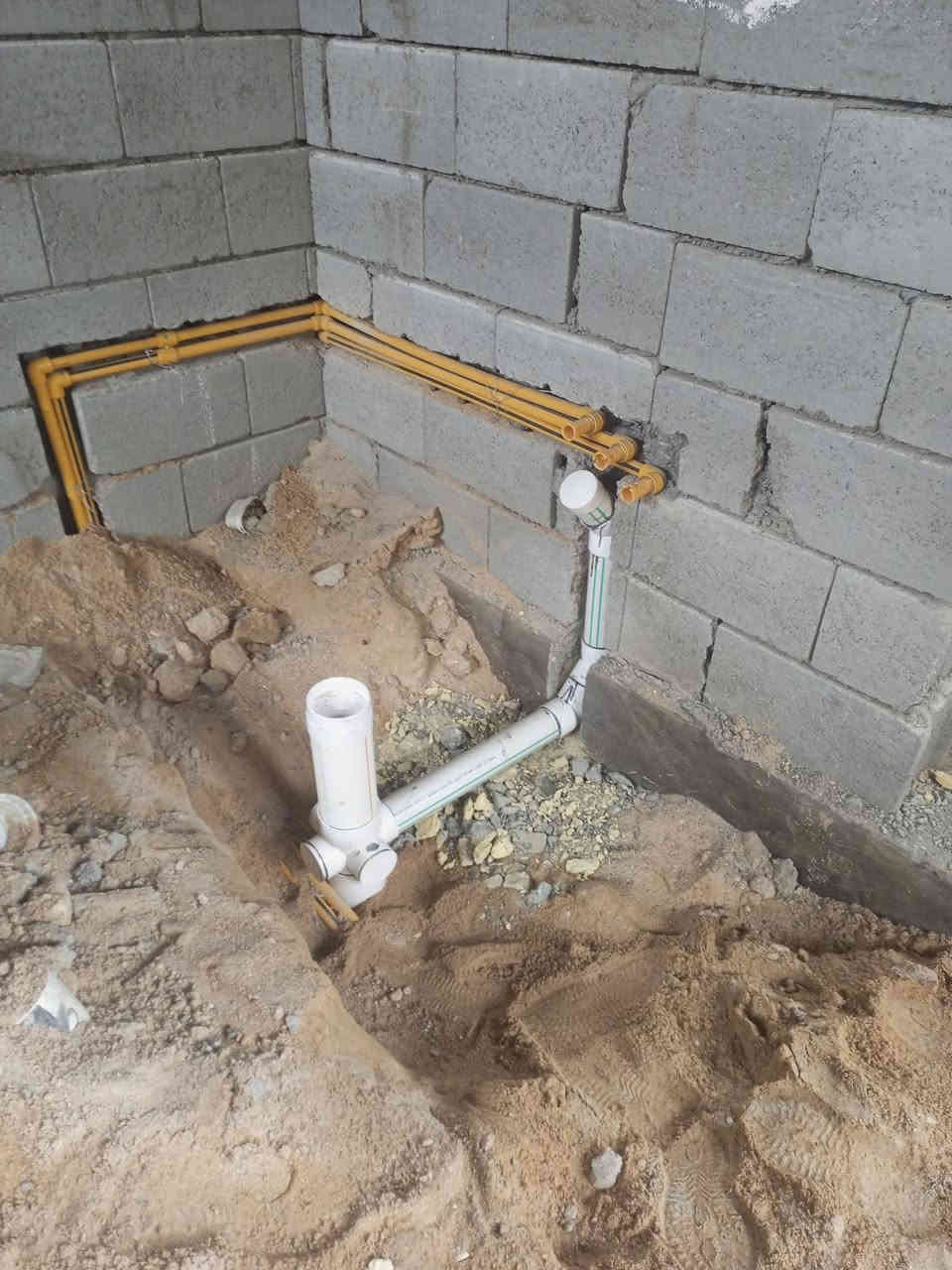 السلام عليكم أشتغل تأسيس ماي ومجاري مكاني البصرة شط العرب
***********
