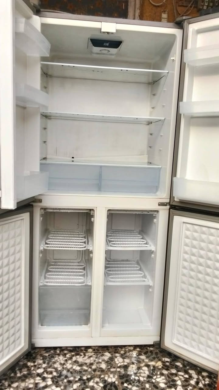 *********** واتساب. متواجد
