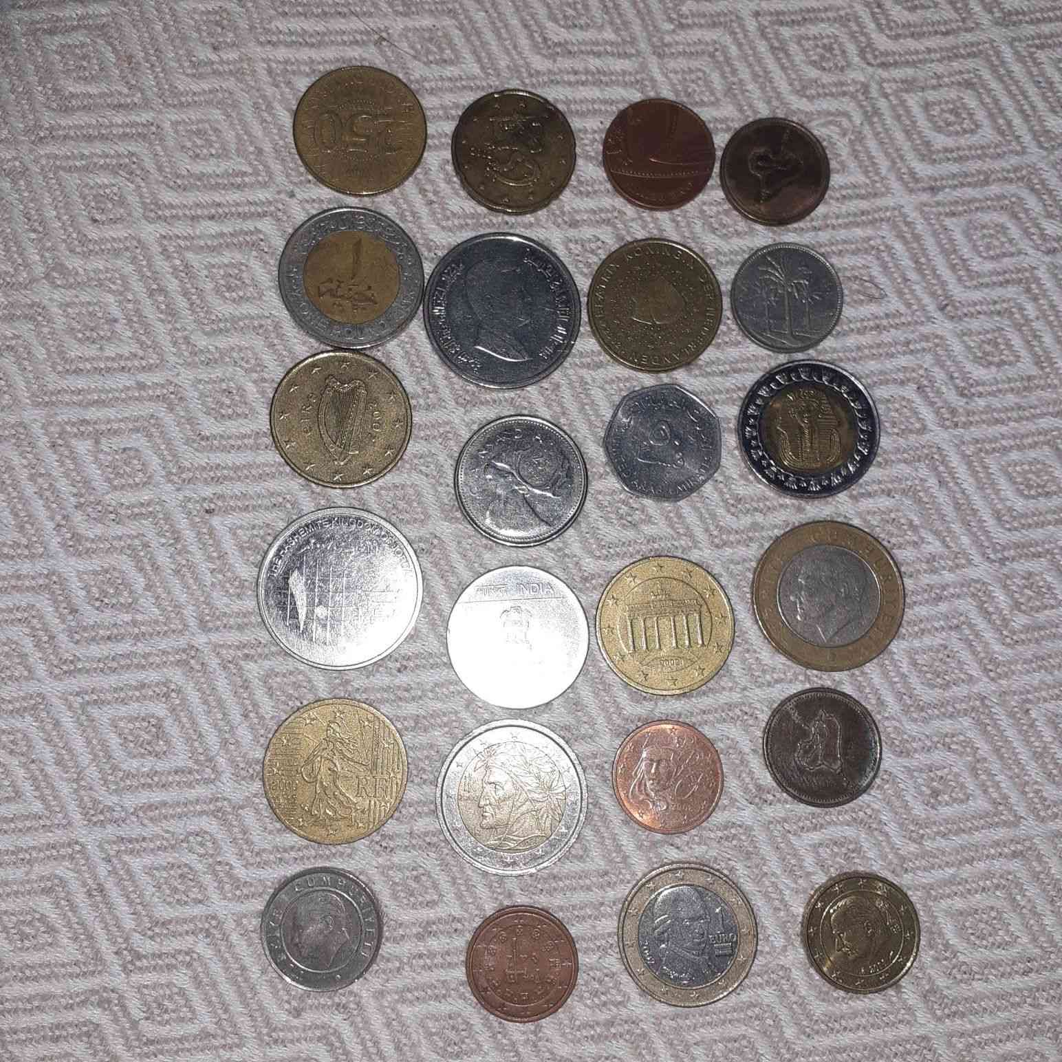 السلام عليكم 
عملات قديمه متنوعه ومختلفه جيك حسب الصور الموجوده 
العدد ٦٤ قطعه 
و٣ قطع ٥ الاف سويسري
السعر واصل ٦٠ ااف


**إذا كنت صاحب هذا الإعلان وتريد حذفه لأي سبب، رجاءا أرسل رسالة إلى الدعم الفني**