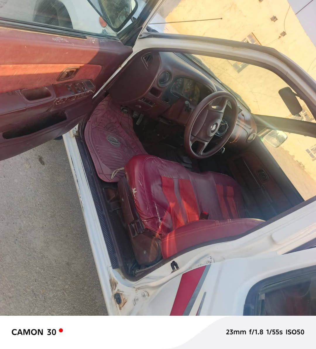 سلام عليكم  سياره نيسان 2013
مكفوله كفاله عامه سياره جديده  حداديه طخم تاير تبريد محرك وكير مكفول
رقم ذي قار سنويه بسمي منتهيه صاله شهر 
مكان الناصرية قضاء الاصلاح  السعر 127 وبيه مجال 
اتصل وبيك خير وتدلل ***********
