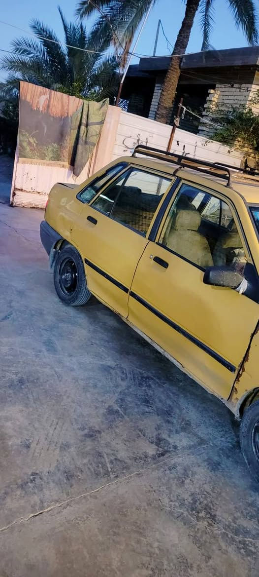 سلام عليكم سياره سايبه للبيع جوه السوگ موديل 11دشبول نفخ مكينه وكير وحداديه زينه تخم تاير نص ونص سياره جاهزه سعر 20 وبيه مجال بسيط مصفره سياره رقمه بغداد نگليزي شرط المداور مكانه حله عوفي ***********
