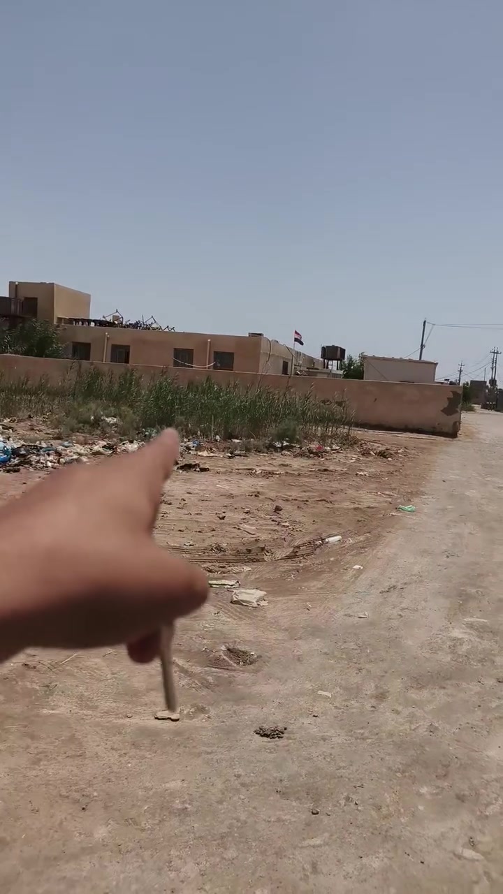 بيت زراعي 100 متر سديناوية ورة نهر الوفاء
 قرب مدرسه التعاون 
بناء بلوك 
سعر 13 مليون 
وبي مجال مستعجل على بيعته
***********
