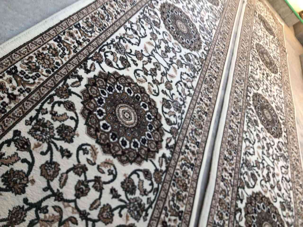ئەم دوو لاکێشەمان هەیە بۆ فرۆشت ***********.
