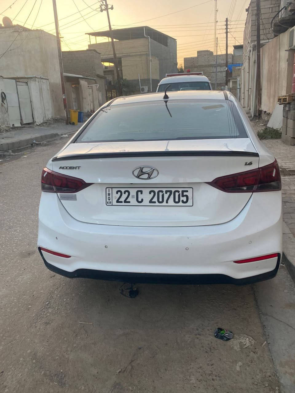 السلام عليكم /سياره للبيع اكسنت 2019خليجي السياره كفاله عامه تبريد  حداديه كلشي مكفول عنوان السياره /البصره شط العرب /السعر ١٣٤ وبيه مجال للطيبين رقم الهاتف /***********
