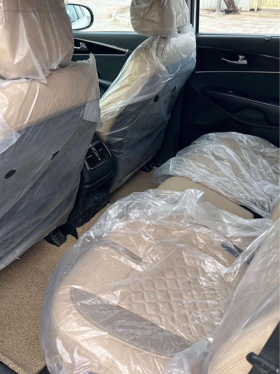 سورنتو خليجي ٢٠١٦ للبيع نقد او اقساط
فول عدا البانورما
بيها حادث جافية تعميرة درجة اولى ومابيها اي نقص
رقم بغداد بسمي
سعر ١٧٥٠٠ بيها مجال

*********** بغداد, العراق
