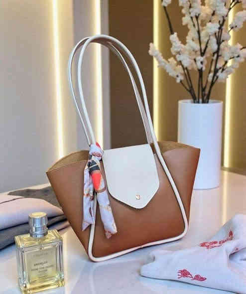 نجتهد من اجل ان تكونين مميزه 
الجمال والذوق والجوده 
الموديلات داخل المنشور 👇🏿👇🏿👇🏿👇🏿👇🏿
#واتساب ***********
#الجميع

       💐اهلاً وسهلاً بكم
