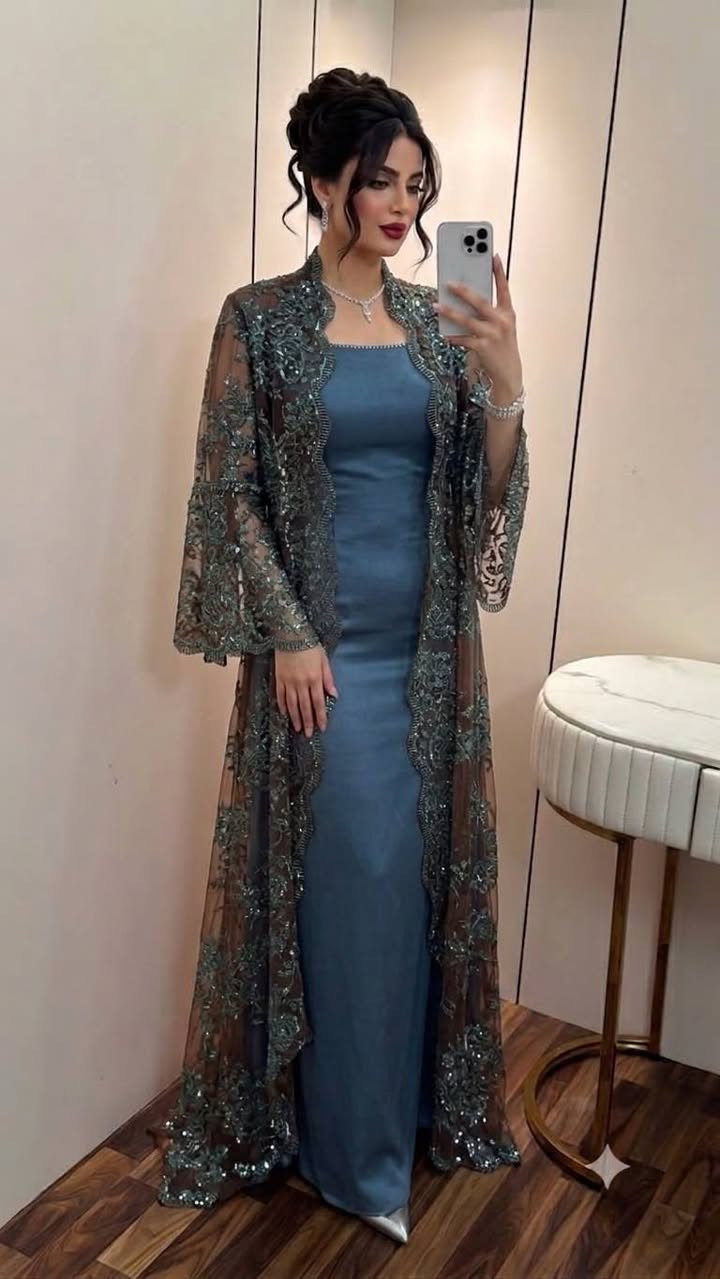 قفطان سواريه قطعتين فخم سايز 44 وعباية سهرة مطرزة بلمعة خفيفة فقط ب 10 دنانير
العباية بتلبس ل وزن 82 تقريباً موقعي عمان المرقب


**إذا كنت صاحب هذا الإعلان وتريد حذفه لأي سبب، رجاءا أرسل رسالة إلى الدعم الفني**