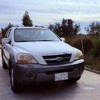 كيا سورنتو موديل 2009 خليجي  مكفوله بيه صبغ نص الجاملغ الخلفي بدون حاد...