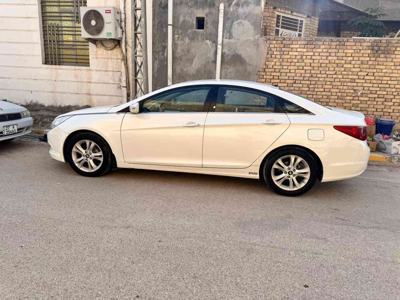 للبيع سوناتا خليجي موديل ٢٠١١ 
بأسمي ماشيه ١٣٥ الف ، بيه سبغ نص باب اثر شخط سوناره مرفق مع الصور ، جاهزه الحمد الله مابيه نقص ، ((سعره ١١٠ وبيه مجال بسيط بعد المعاينه ))
مكاني ذي قار _شطره  هاتف *********** 
الي قره المنشور خل يخلينه لايك وتعليق حلو كشخصه 
حته توصل اكثر مشاهده ، الله يرزقنا واياكم من واسع نعمه
