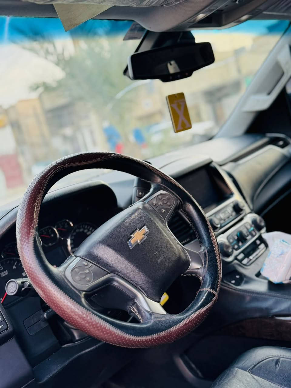 السلام عليكم سياره ادوات ادوات 
نوع السياره تاهو الموصفات التي 
كشنات جلد كهربايه تدفه قاصه 
كبيره جنطه كهرباء اشاير مري شفط 
سياره فول عده الفتحه ولبصمه سياره 
كامله كل نقص مابيها مكفوله كفاله عامه 
من شخط والصبغ والكص كفاله سرقه 
وعشائر وانتربول آلون اسود اسود 
الموديل ٢٠١٥ السعر ١٦٥ وبيها مجال بيع العنوان بغداد سياره متومه طبق الاصل 
ارقام شماليه شرط حاسبه 
رقم الهاتف ***********
