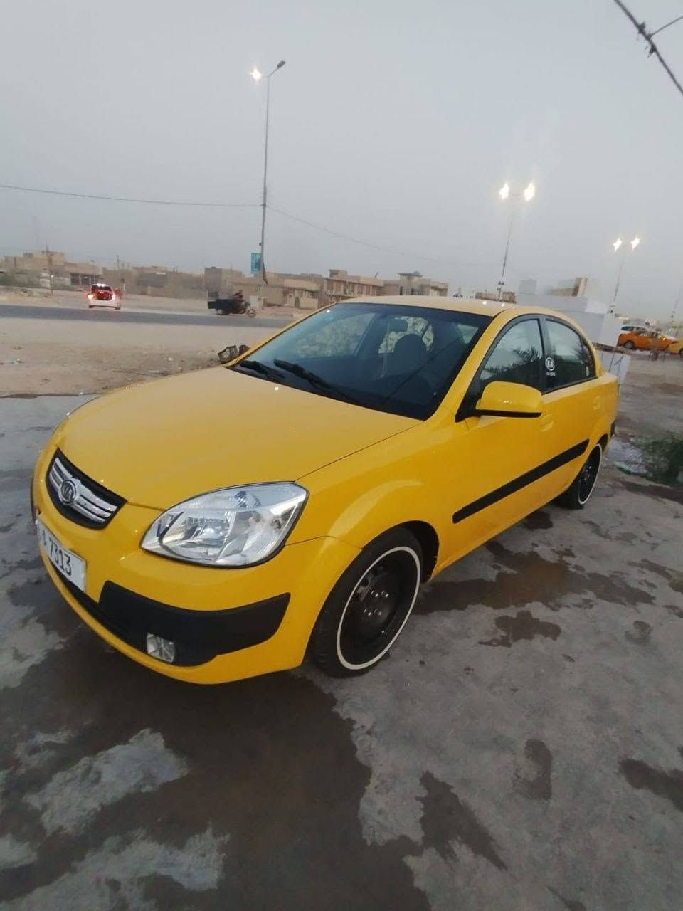 السلام عليكم
كيا ريو 2008 امريكي 

تبديل جاملغ السكن فقط 
السياره بأسمي مداور ثاني يوم 

كير مكينه تبريد حداديه تخم تاير السياره خير من الله المكان ديوانيه قضاء السنيه ب 70 وبيها مجال واني خادم 

***********
