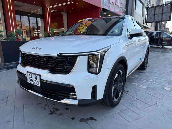 السلام عليكم سورنتو 2024 ضمان الدوليه   
ويل19 مرقم بغداد بسمي ماشيه 5 الاف
مكفوله من الضربه ول صبغ ول بارد 
بيها رصعه واضحه بل صور فقط
4 سلندر 7 راكب 3 قطع تبريد بنوراما
شاشه متصل عداد اكتروني 
كشن كهرباء جنطه كهرباء  
تحكم ستيرن مثبت سرعه 
شاحن وايرلس لد نهاري 
 بصمه عدد 2 السياره وضع الزيرو بعدها بل نايلون 
 تشغيل عن بعد 
مكان السياره بغداد الكرخ 
*********** بغداد
