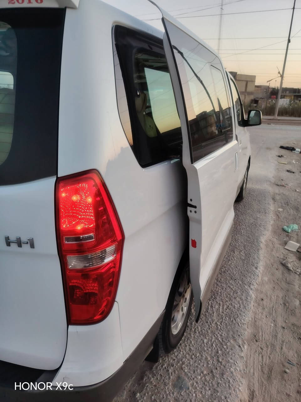 سلام عليكم البيع ستاركس مديل 2016 مكفوله كفاله عامه وضع شركة تخم تاير حداديه جديده تبريد ثلج السياره جاهزه مابيه نقص برغي اسعر خاص وهذه رقمي ***********
