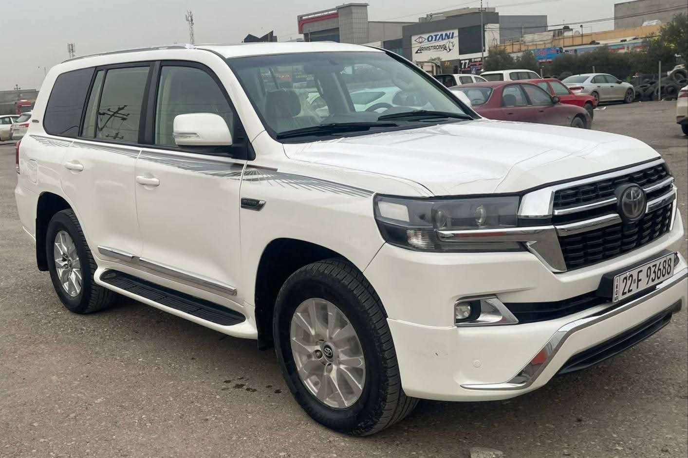 تۆیۆتا لاندگرۆزەر  2017  GXR - بۆیاخ عام -
 سەیارەکە نمونەیە لەجوانی
  کامل بۆیاغە  پێش و دواوەی کەپسە
 ئیرباگی نەتەقیوە
 هەموو گیانی بەشەرتە
 برانەوەش بەشەرت

سعر : لە کۆمێنت داوای بکە ڕاستەوخۆ بۆت دێت 📥 

 مەکینەی نەکراوەتەوە  

ژمارەی خاوەنەکەی 
***********
