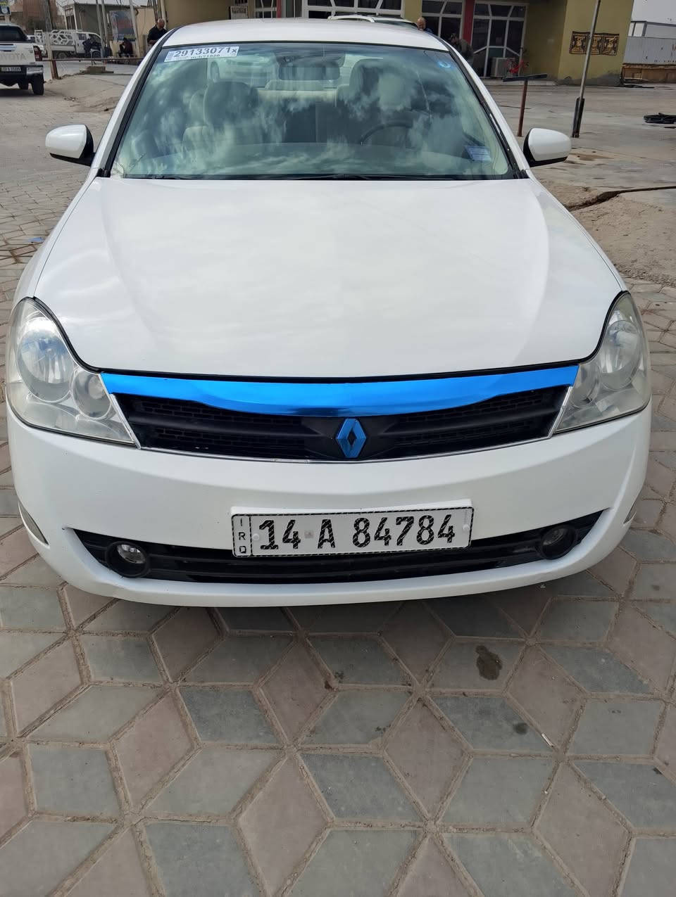 السلام عليكم احبتي
واخوتي الاعزاء
للبيع 
رينوات عدد 2للبيع 
مواصفات السيارتين 
1/. محركات 4 سلندر الجوده عاليه 
2/ موديل 10و 11
وحده رقم بصره جديد انكليزي تنتهي 2027 موديل10
والثانيه رقم انكليزي اربيل سنويه 2030 موديل 11
اللون ابيض وللعلم السيارتين مالك ديوانيه 
الاسعار عله الخاص رجاءا
الارقام الخاصه للاتصال ***********
والثاني *********** 
موجود وات ساب
