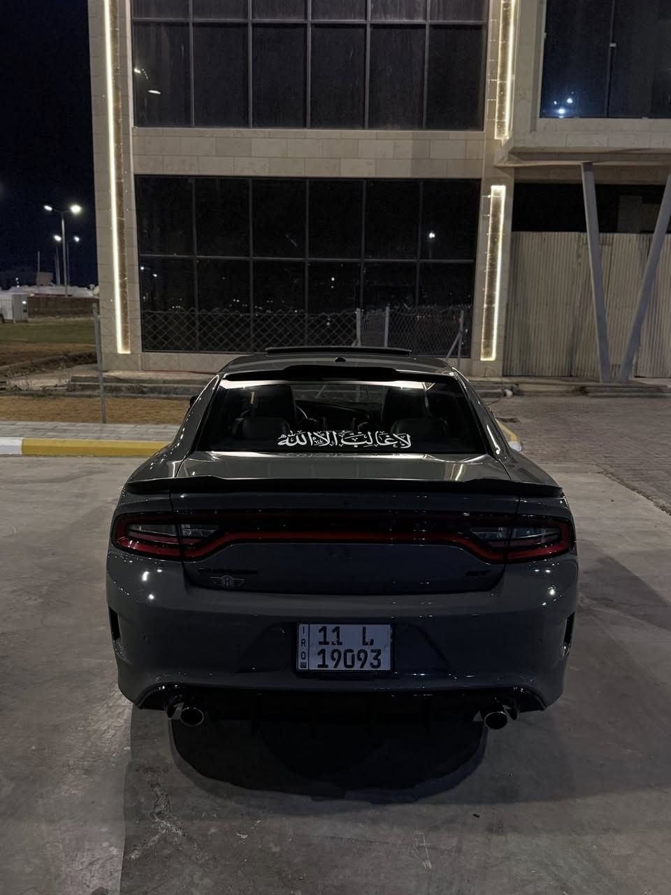 السلام عليكم تشارجر 2023 خليجي 3.6 gt بلاس هارلم
المواصفات 
وكاله هارلم 
فتحة سقف
رادار امامي جانبي 
ويل 20
مثيت سرعه تفاعلي 
شاشه كبيره 
تحديد مسار 
تشغيل عن بعد
بصمتين 
مري قلاب 
اضائه LED داخليه تفاعليه 
كراسي كهرباء خزن ميموري 
كشن تدفئه تبريد مخمل حضن 
عداد السرعه 30 الف كيلو قابل للزياده 
منظومة صوتيه Alpine
السياره عليها طبقة حمايه نانو سيراميك 
السياره كفاله عامه ما عده بارد في باب خلف السائق ما مبين نهائيا السياره بأسمي تحويل ثاني يوم 
مكانها الكوت رقم بغداد 
للاستفسار الاتصال على الرقم 
***********
