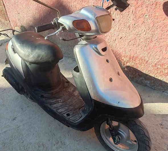 سلام عليكم دراجه ٦٠ للبيع كامله ما بيه اي نقص سلف هندر كهربائيات باتري جديد سعره ٢٥٠ مكانه حي َتونس قرب الوقف السني
***********
