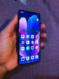 Redmi Note 13 5G  الذاكرة: 256GB   الرام..8 كاميرا 108MP  بطارية 5000m...