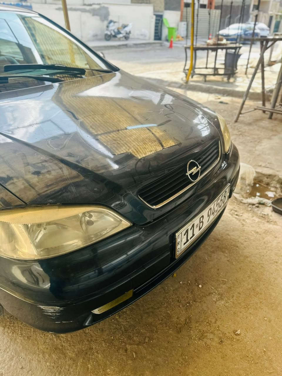 السلام عليكم اوبل مديل ٢٠٠٢ الشركه العامه مصبوغه حزام للجماليه السياره كلش نضيفه بيهة فقط لاستيك ولف 
السعر ٤٢ وبيهة مجال 
للأستفسار ***********
