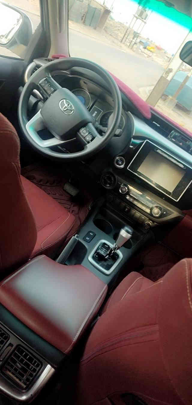 سلام عليكم
تويوتا هايلوكس موديل 20 السياره كفاله 
عامه بريميه  كير و تماتيك  السعر 3 شدات و بيه مجال 
هذه رغمي بي واتساب 
***********
