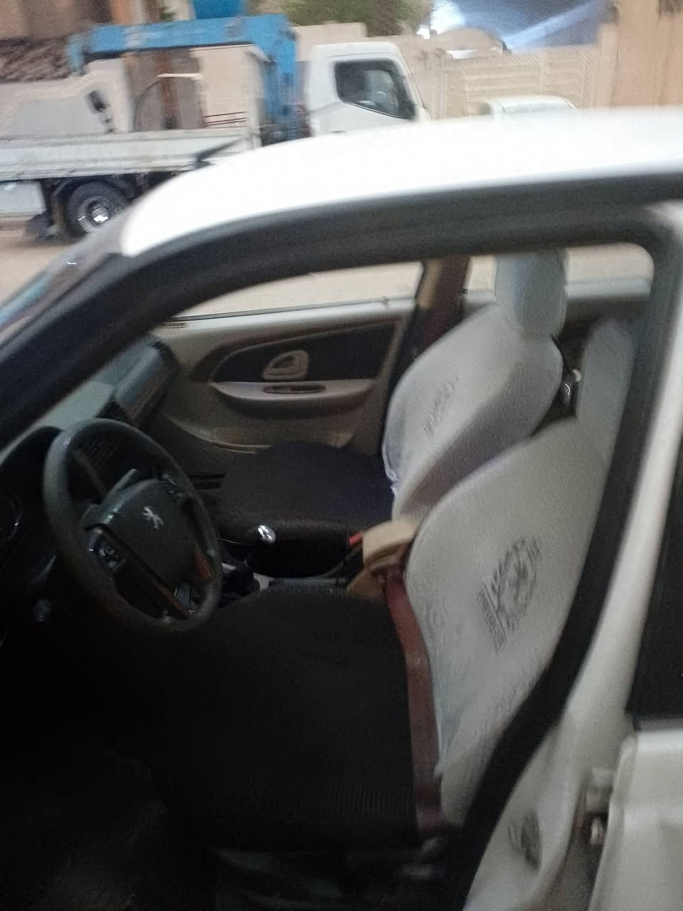 سلام عليكم 
بيجو بارص موديل 22 منظومه غاز محرك وكير وتبريد كفاله كامره حساسات تحكم ستيرن بيها طختين موضحات بلصور السياره مال قسط باقي سنه وتصير حره وكاله مباشر مكاني بغداد تواصل خاص السعر 63 وبيها مجال قليل السياره تبريد ثلج وحماوه ربع وي تبريد بيع اومراوس شعندك


**إذا كنت صاحب هذا الإعلان وتريد حذفه لأي سبب، رجاءا أرسل رسالة إلى الدعم الفني**