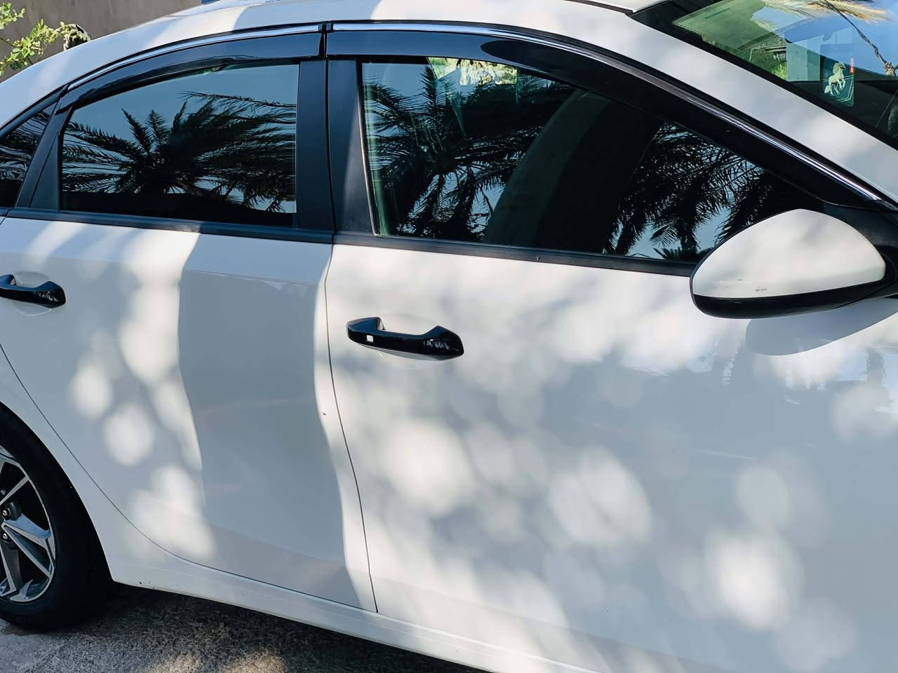 السلام عليكم اخوان
كيا فورتي موديل 2020 
رقم بغداد 
مكينه 2000 دوش 
كير AT 
كل التفاصيل راح اذكرها بالمنشور لتخابر وتكول شبيها مابيها 
مواصفات 
تحديد مسار 
رادار امامي 
شاشه كبيره تدعم كاربلاي 
حساس اطارات 
حساس مقود 
تحكمات جهتين 
توقف ذاتي 
مانع انزلاق 
ثلاث انضمه قياده 
كلين ليبل واحد اكو كم ملاحظه صارت بالعراق موضحه بالصور 
مكاني بابل السعر 135 ترهم مراوس ابقل منها حسب القناعه
*********** الواتساب @إشارة
