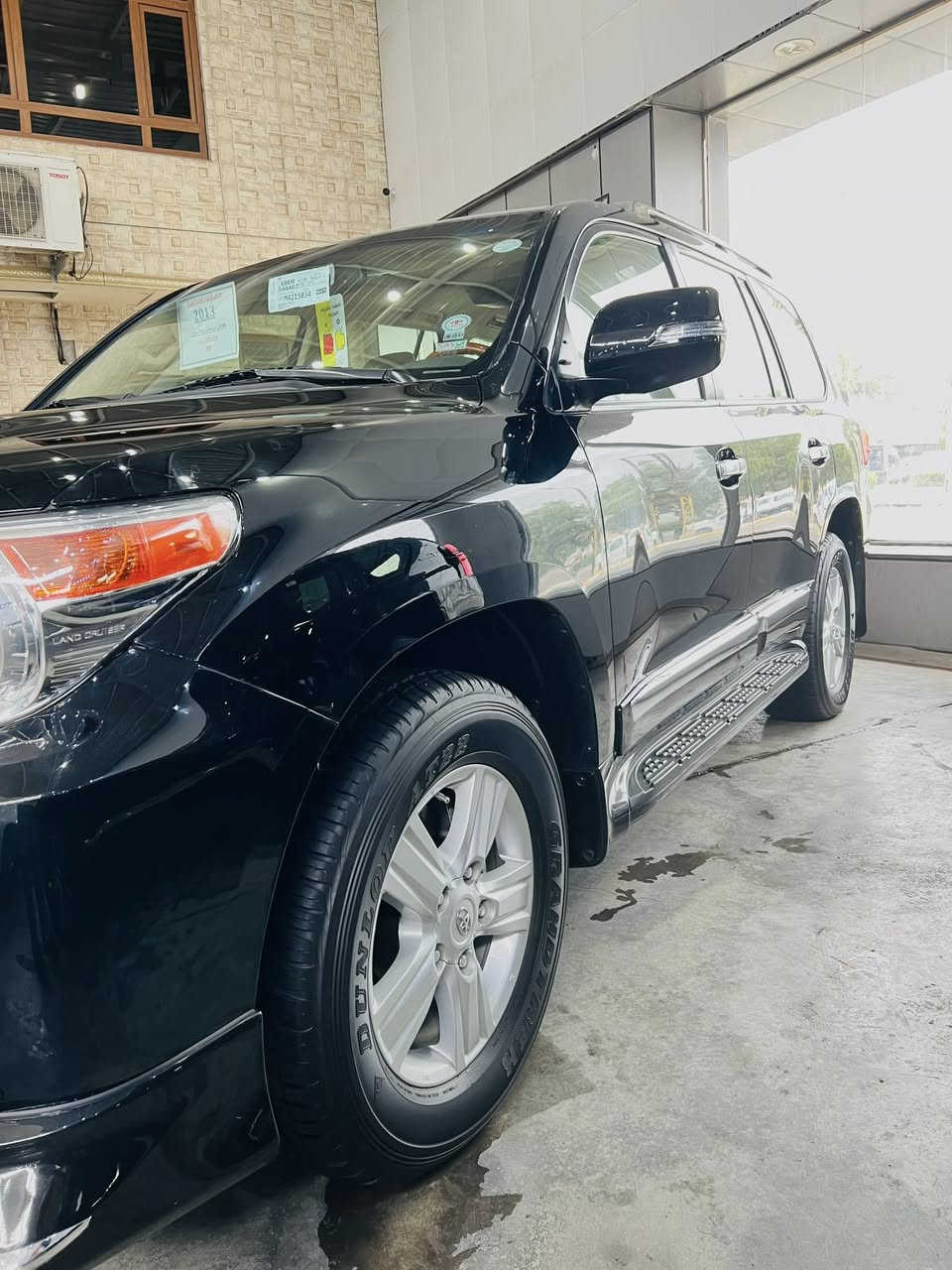 لاندكروز

موديل/ 2013

وكالة/ ساس
فول مواصفات ١/١ فئة GXR

محرك/V8

ماشيه/113

بيه دعاميه أماميه صبغ /بارد بل جاملغ الخلفي بسيط 

السيارة  جاهزه بدون اي نقص 

ترهم مراوس او بيع نقد🚗

رقم الهاتف ***********
