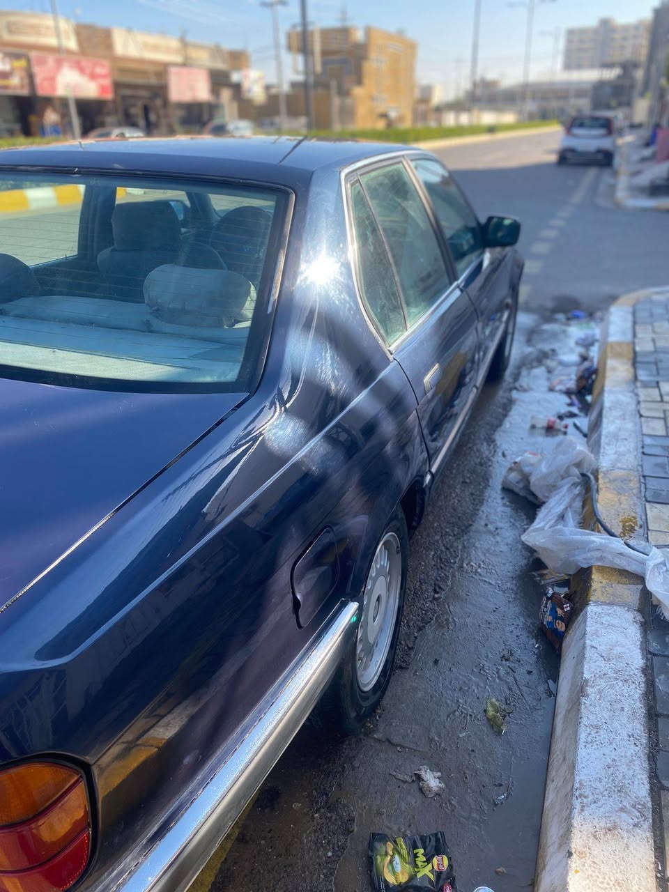 سلام عليكم 
BMWللبيع رقم سياره انبار سنويه لل27
حجم 735موديل 89 بدون فتحه سقفيه 
كير ومحرك مكفولات لا نقص ولا تبخير 
سياره جاهزه خير من الله 
مكفوله من البجم للبجم 
تخم تواير  وباتري جديد تبريد وتدفئه ويا السويج 
صبغ عام جماليه لا ضربه ولا سمكره جماليه عنوان السياره فلوجه
سعر 47وبيها مجال حك الجيه الاستفسارا
لاتصال ع الرقم ***********
