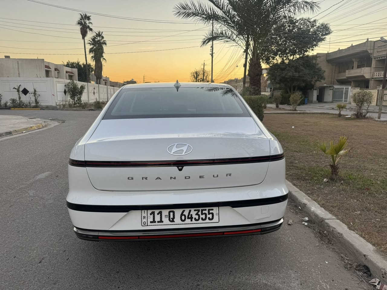 السلام عليكم ازيرا كراندر الشكل الجديد موديل 2023 وراد كوري بانزين اصل هايبرد 4 سلندر بدون صبغ المواصفات فول واحد ع واحدجنطة كهرباء الكشنات جلد كهرباء فول تحكم كهرباء ستيرن كهرباء ستيرن حار بارد الكشنات حار بارد 5 كاميرات حساسات امامية خلفية رادارت امامية وخلفي تشغيل عن بعد تتقدم وترجع بالريمونت بردات كهرباء جانبية وبردة خلفية وبعد هواي مواصفات للاستفسار الاتصال ع ***********
