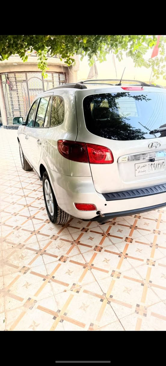 سنتافي 2008 محرك 6 كله جاهزة بدون ظرر داخلي ابد وارد امريكي حادثه بس چاملغ امامي بدون دواخل السعر 98 مكانه بين كربلاء والنجف حيدريه ***********
