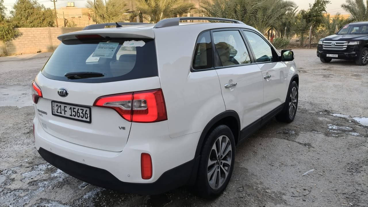 سورنتو موديل 2013 وارد خليجي كفاله عامه من ضربه وصبغ وتبديل فقط بارد كد شبر 7 راكب مكينه وكير 6 سلندر توني شاده حداديه جديده تبريد 3 قطع رقم شمالي سنويه ل 31 وهزه جدده السعر 180 وبيه مجال ***********
***********
