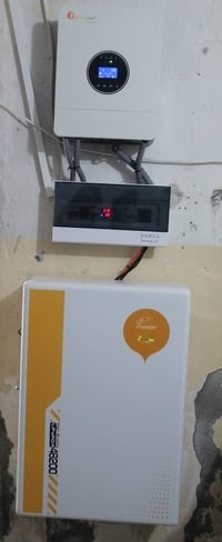 طاقة شمسية • بطارية 10 كيلوواط • ألواح LONGi 610 واط