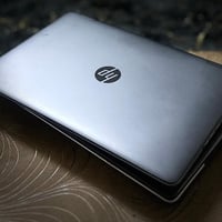 لابتوب والمواصفات مذكورة بالصور للبيع للاستفسار  07826015878