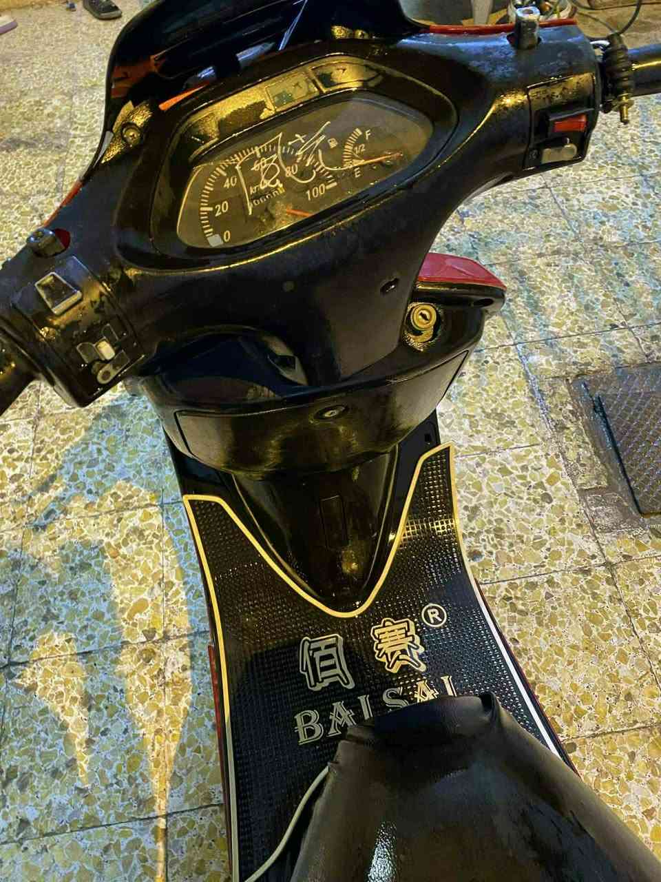 سلام وعليكم شباب فراشه فحل شوفت عينكم نضافته لستفسار*********** مكان نجف حي ميسان لسعر500وبيهامجال
