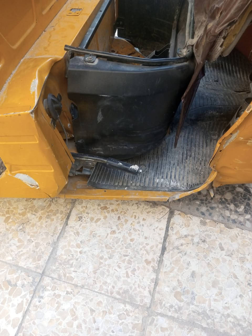 تكتك 20البيع موضحه بلصوره يمكم 6وربع وبيه مجال وشوف بلصوره وتخابرني بكاني العبيدي شهداء ثانيه ***********
