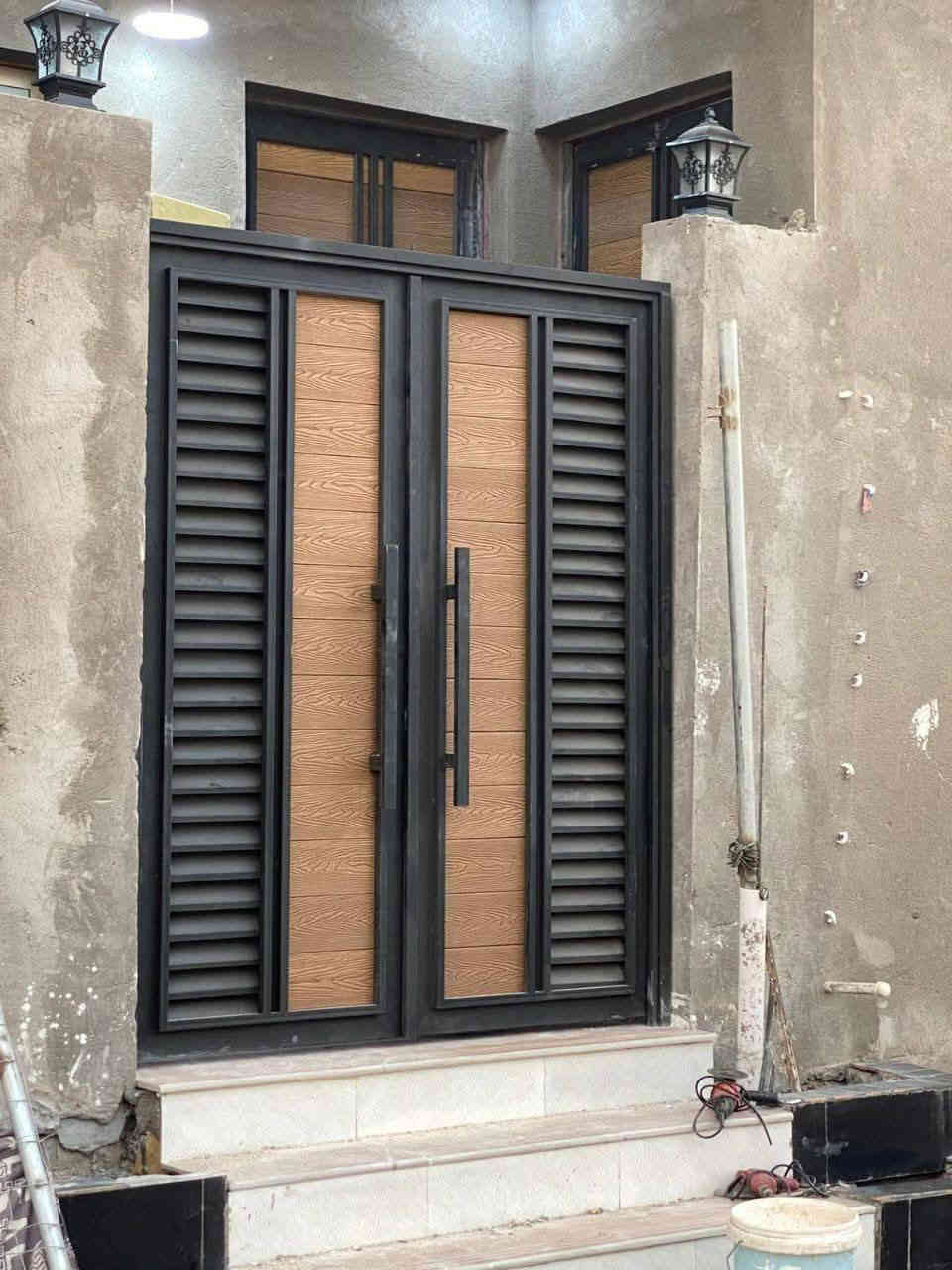 يالله حداده عامه انواع الشغل الحديد بيبان شبابيك محجر درج داخلي سقوف سندويش جينكو انواع الشغل موجود شنو اليعجبك الشغل موجود عليك تدخل خاص ودلل مكاني بغداد نهروان متواجد خاص موجود رقم واتساب ***********واتساب
