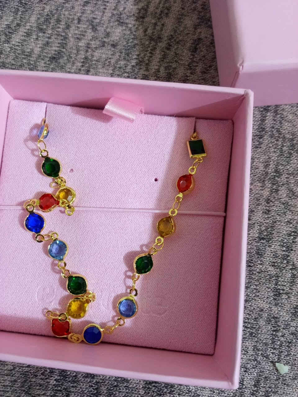 قلاده احجار وطلاء ذهب مختوم ب10


**إذا كنت صاحب هذا الإعلان وتريد حذفه لأي سبب، رجاءا أرسل رسالة إلى الدعم الفني**