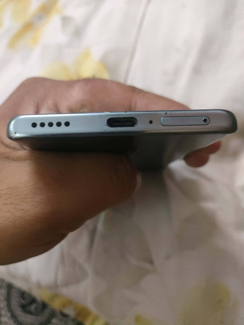السلام عليكم ورحمة الله وبركاته 
انتباه.... انتباه.... انتباه HONOR X9C للبيع ذاكرة 256
رام 12+12 السعر (310) الف

 اخواااان جهاز بدون أغراض نظافة 95/100 ماواصل مصلح


**إذا كنت صاحب هذا الإعلان وتريد حذفه لأي سبب، رجاءا أرسل رسالة إلى الدعم الفني**