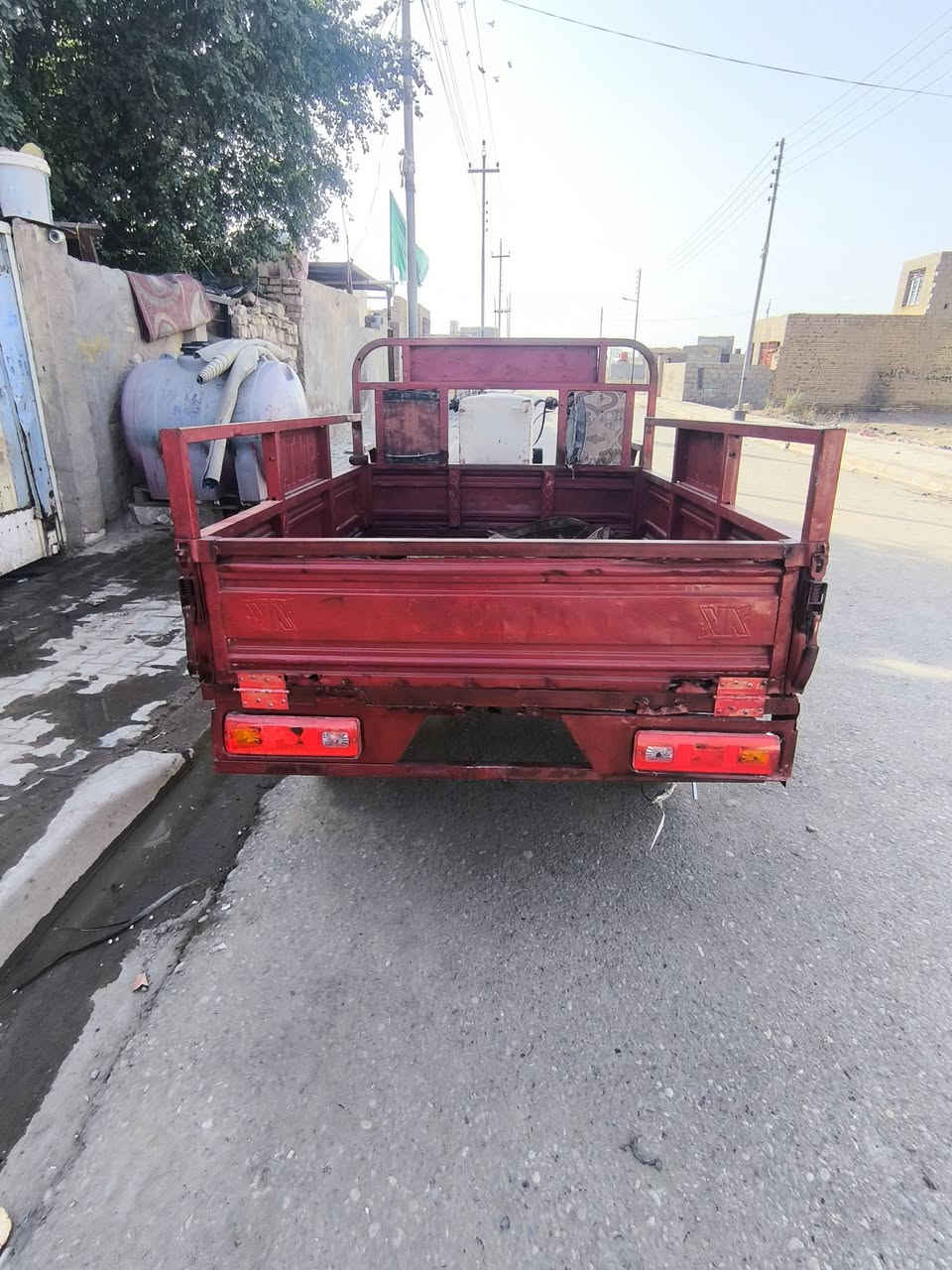 سلام عليكم ستوتھ صلطان للبيع
مديل 13 باب اول اوراق اصولي وكيلها بشارع بغداد كابريته جديده البدي معمر كهربايات شغاله بكلايت شغال لايتات شغالات كدام السعر 1200 وبيه مجال ل شراي

***********
