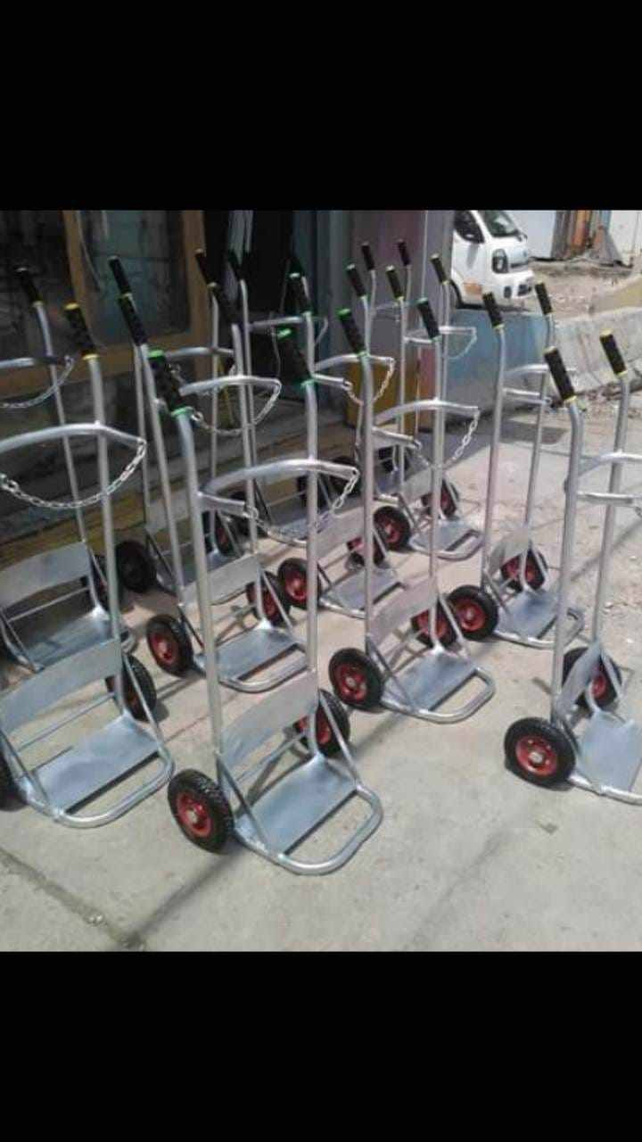 كل عام وانتم بخير تقبل الله اعمالكم على بركه الله تعلن شركه الفيحاء عن وصول اول وجبه من البضاعه الي كانت بالميناء معواجه يدويه تعوج بوري مدور مع ٧ قوالب اكبر قياس انج موجود صوره لقياسات القوالب جديده هي وقوالبها بالصندوق تقدر تصنع بيها كراسي صلاه ومراجيح وعربات مختلف القياسات والاشكال ودرج وأجهزة رياضه ومحجر كيا ومحجر ستوته وهاذي صور لمنتجات واي سوال حاضر حول المعواجه او المنتجات توصيل مجاني لكل العراق رقم *********** وتوجد معواجات يدويه وكهربائيه وهيدرولكيه
