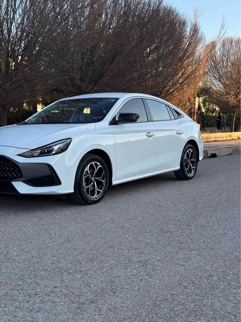 Mg gt 2025 
- [ ]  بێ بۆیاخ - بێ تەعدیل  
- [ ] گێر عادی - بەسمە - شاشە کامێرا - حەساس شتی تر ….
- [ ] ٢ سویجی بیلادی 
- [ ] 15.000 کم رۆیشتوە
- [ ] رەقەم هەولێر 
- [ ] وەکو سفرە 

نرخ:- ٩٩$  
 *********** أربيل, العراق
