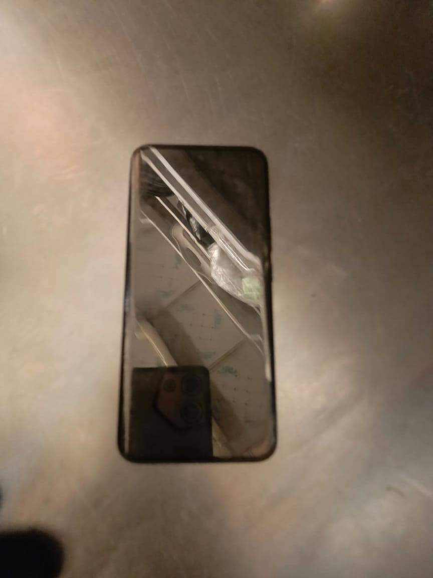 سلام عليكم جهاذ انفنكي نوت 60برو ذاكره 256جديد قبل 15يوم أخذته سعر 190بي مجال العنوان حي اور ***********واتساب
