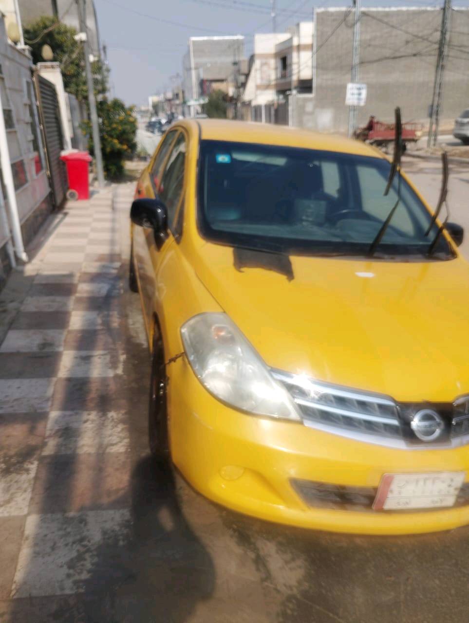 نيسان فيرسا للبيع او مراوس حسب القناعه ٢٠٠٩مالكه بالحلة يمه السنوية ٢٧ 