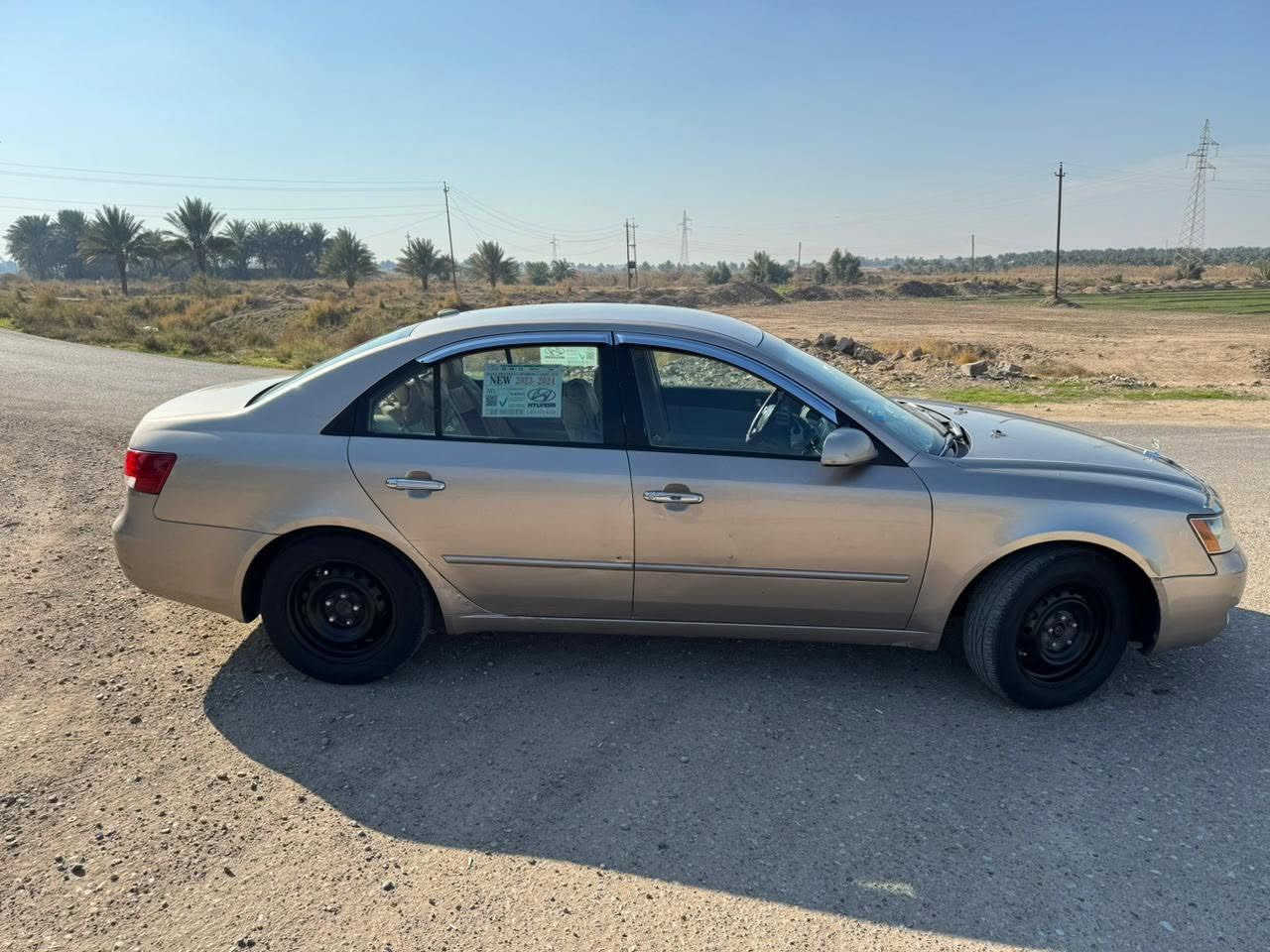 السلام عليكم
سوناتا 2008 للبيع 
محرك 4 سلندر 2400 دوش 
رقم بغداد بأسمي 
سنويه مجدده قبل 15 يوم 
سياره جاهزه وجديده 
كهربائيات كلها شغاله 
تخم تاير جديد
صدر امامي خلفي جديد 
العنوان : ديالى- المقداديه - ناحية الوجيهيه
***********
105$ وبيها مجال

