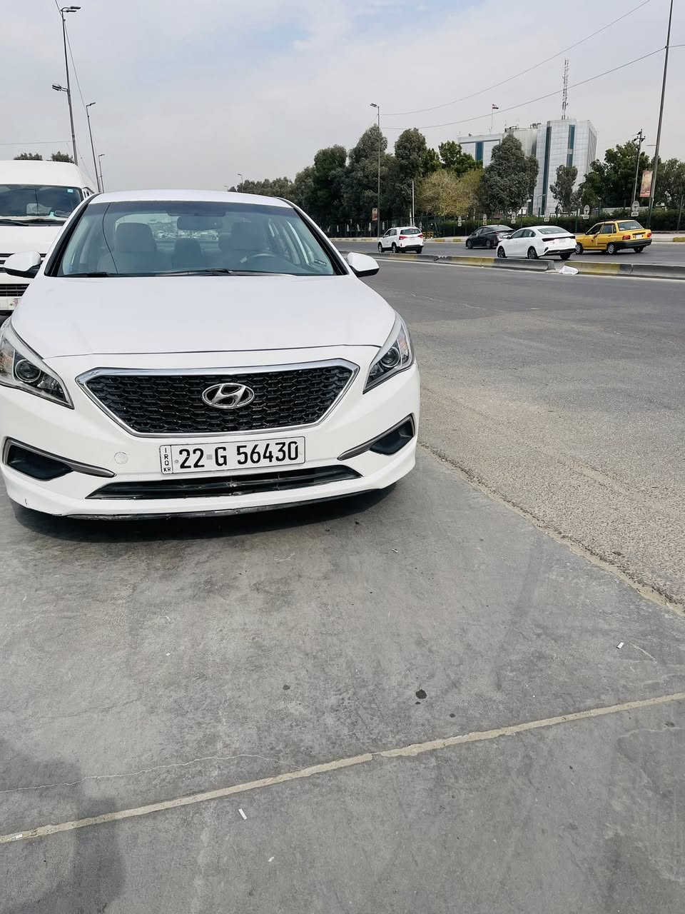 سوناتا 2016 وارد امريكي ضرر بنيد 
ودعاميه وبيها مكانات صبغ 
شاشه 
حساس 
رقم اربيل 
حداديه وكير ومحرك جديد 
السعر 110 وبي مجال 
 مكان بغداد
رجاء الشراي يتصل 
***********
