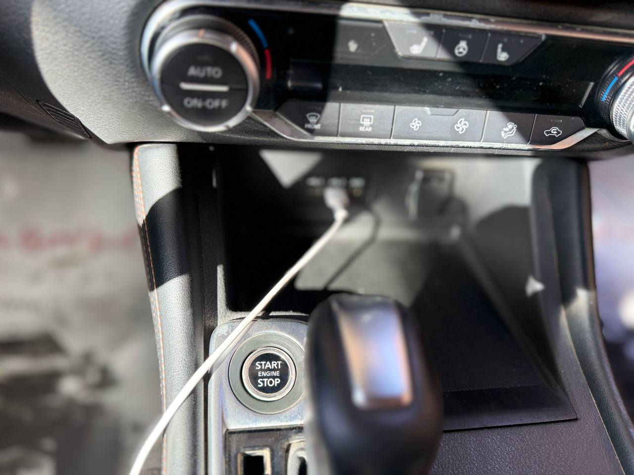 نيسان سنترا 2021 فول رقم بغداد بسمي
لونين سياره سقف توكلر 
كشنات جلد تدفئ 
ستيرن تدفئ
لادارات امامي خلفي جانبي 
كامرات 380درجه 
فتحت سقف 
تشغيل عن بعد 
بصمات ابواب 
بصمه تشغيل 
شاشه وسماعات دمام 
قياده ذاتيه 
وبيها اهواي موصفات بعد 
ادامه كير هيدروك وفلاتر 
سياره جاهزه 
تفويله بانزيل ب19 الف تمشيك 600 كيلو انسى الصرف 
حادث بنيد فقط 
كفاله شواصي ولغد 
للبيع 143
مكاني بغداد 
*********** واتس اب او اتصال
