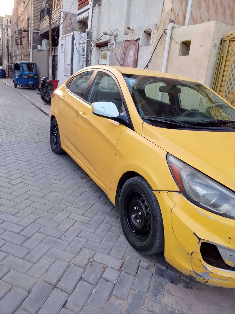 سلام عليكم اكسنت امريكي موديل ١٥ مكينه ١٦٠٠ ضربتهة للعراق ومريكه الصور موجودات مكينه جديده صار ٣ اشهر شديتهة ول سياره كدامكم لصور بس بيهة لكير يصفن ساعه يشغل ساعه لا  ول سعر ٧٥ وبيهة مجال الطيبين  وهذا رقمي (*********** غير متواجد علا الفيس
