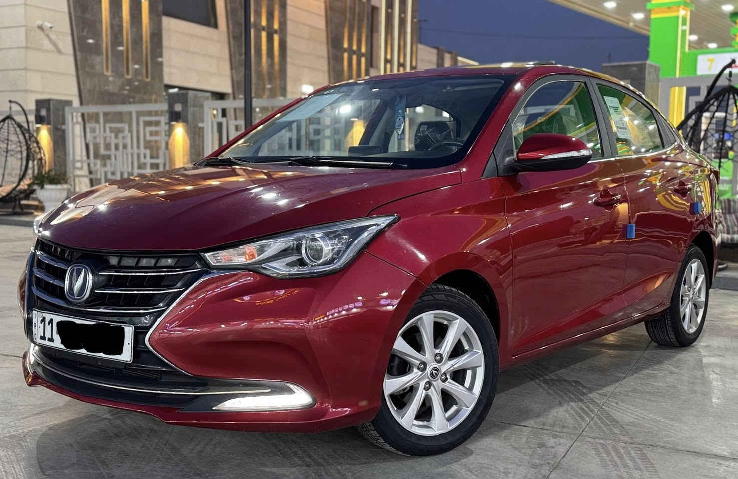 سلام عليكم  عندي للبيع شانجان سفن موديل ٢٠٢٥ سياره بعده بوضع شركه مكفوله كفاله عامه لا ضربه ولا صبغ ولا تبديل فقط صبغ جدا بسيط مسافت شبر بل بنيد فقط ولباقي كفاله كير ومكينه بوضع شركه 
محرك  ١٥٠٠ كيو وتو فوول مواصفات 
ماشيه ٣٥ ألف فقط سياره جدا جاهزه بدون اي نقص نضيفه بعد احلا من صور 
رقم بغداد بسمي تحويل مباشر 
مكاني بغداد 
رقم الهاتف *********** 
ملاحضه ما ممتواجده على نت
