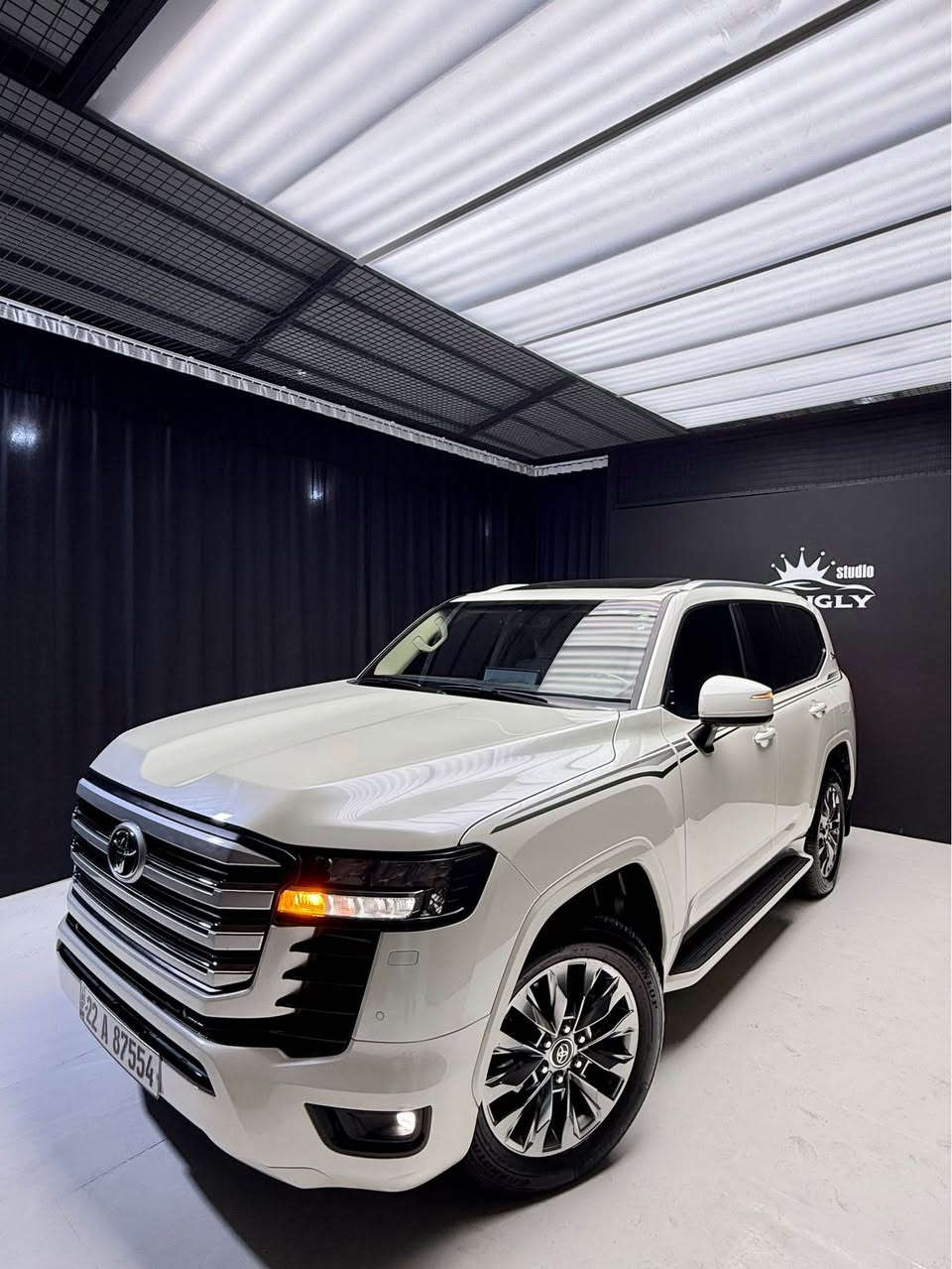 ‏LAND CRUISER_2022 _GXR
ساز باب اول

اللَّهُمَّ صَلِّ عَلَى مُحَمَّدٍ وَعَلَى آل مُحَمَّدٍ

🔷 ملاحظه سياره بدون مراوس
🔷تويتا لاندكروز موديل (٢٠٢٢)  
🔷سياره زيرو شريكه ساز باب اولا
🔷سياره مواصفات (GXR)
🔷سياره (٣) شاشات _ (٦) سلندر تنفص تبيعي _ 
🔷مكفول كفاله عامه دعاميه لي دعاميه مكفول بدون صبغ بدون بارد بدون شخط 
مكفوله كلشي شرت علي وزع شريكه 
سياره كامل مزلل دائيره مرور

🔷سياره گير محرك بشرت مامفتوح كل بشرت
🔷عرضيات مامفتوح + ٢ بصمه موجود
🔷4 اطارات و ويل جديد شريكه 
🔷سياره داخل بيجي كوشنات جلد
🔷كامل غراضات موجود (٢) بصمه موجود

🔷مواصفات سياره 
(كوشنات جلد _ شغال عن بعد
_ كاميرا _ كوشنات تدفيه _ 
٣ شاشات بيلادي _ وايرليس شحن _   نيظام eco _ سلايت _ النزلاق _ثلاجه _ زينون _ حساسيه الديك المؤخره مرايات _)

🔷سنويه هزه كل جديد مباشر حول

🔷• نظافه ١٠٠٪ كامل سيرڤس بدون نقص و

🔷مكان سليمانيه
🔷سعر (638$)
🔷رقم . *********** السليمانية, العراق
